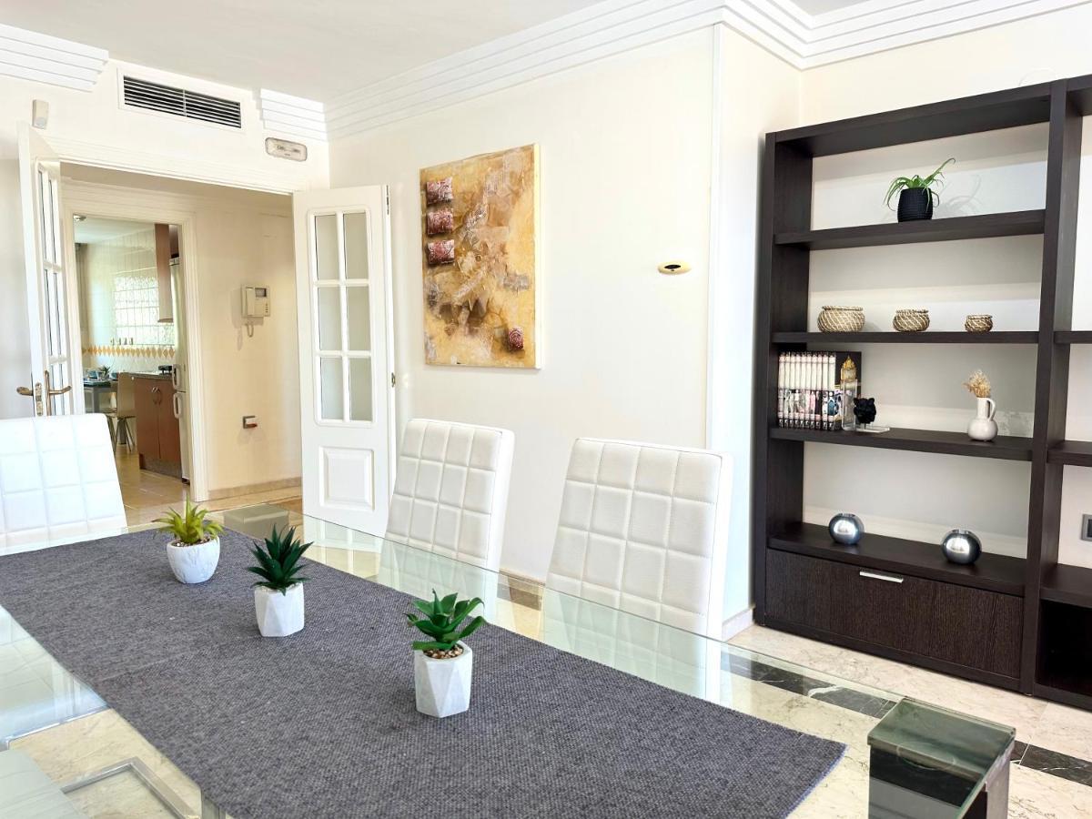 Moderno Apartamento Con Preciosas Vistas Al Mar En Urbanizacion Con Piscina - Rio Real 11 2G Marbella Exterior photo