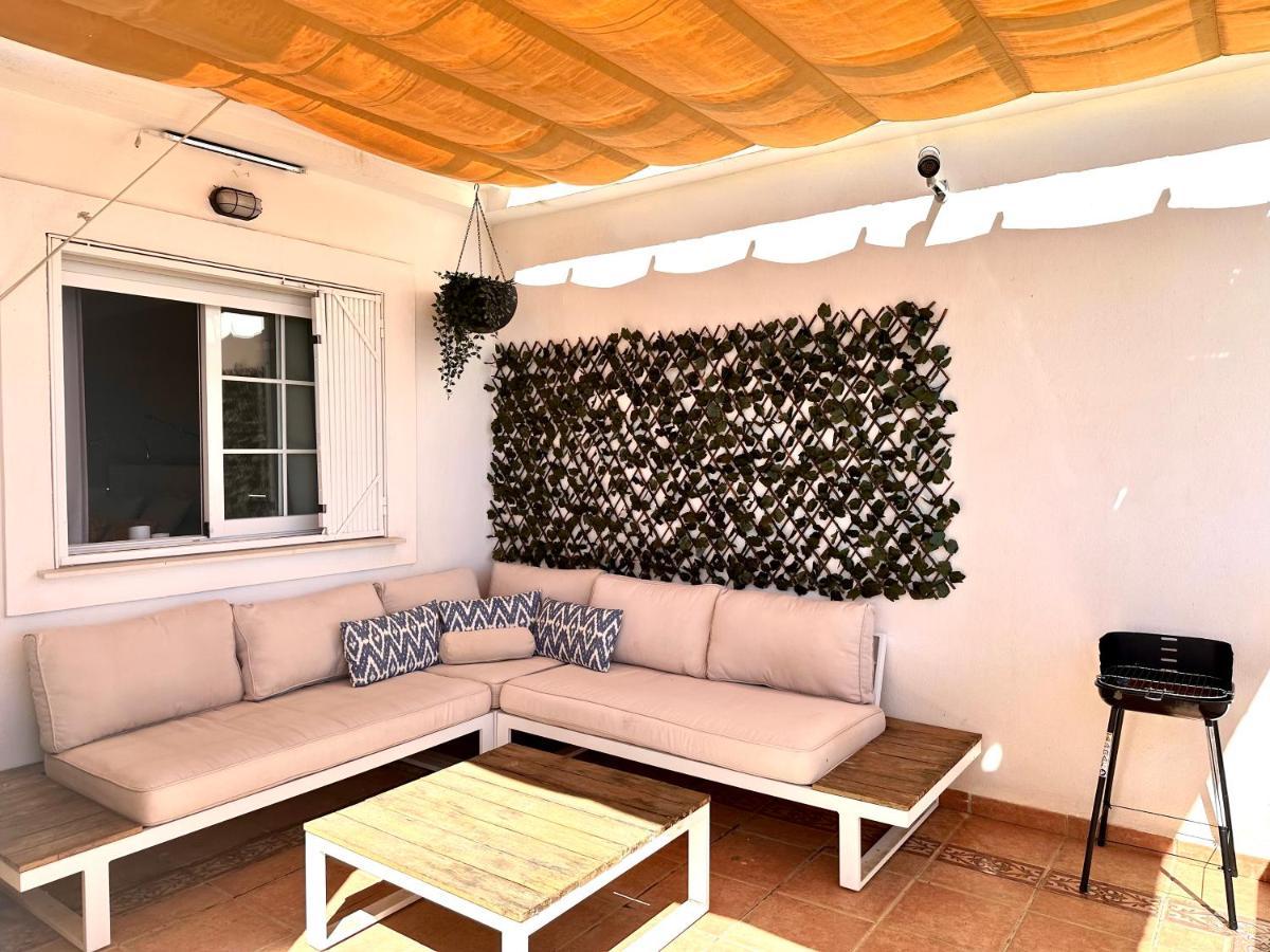 Moderno Apartamento Con Preciosas Vistas Al Mar En Urbanizacion Con Piscina - Rio Real 11 2G Marbella Exterior photo