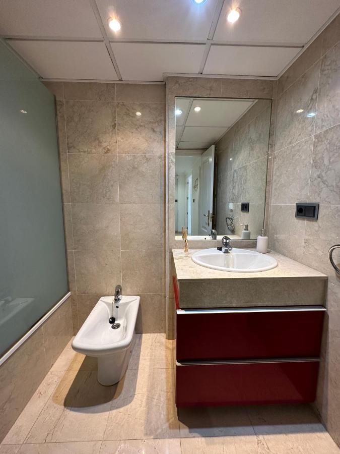 Moderno Apartamento Con Preciosas Vistas Al Mar En Urbanizacion Con Piscina - Rio Real 11 2G Marbella Exterior photo